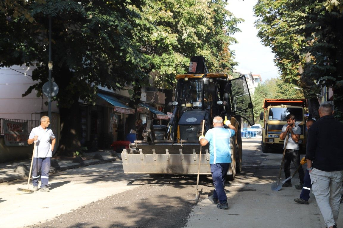 Hendek'te Altyapı Seferberliği: Mahmutbey Mahallesi'nde Çalışmalar Tamamlandı, Sırada Yenimahalle Var - Sayfa 3