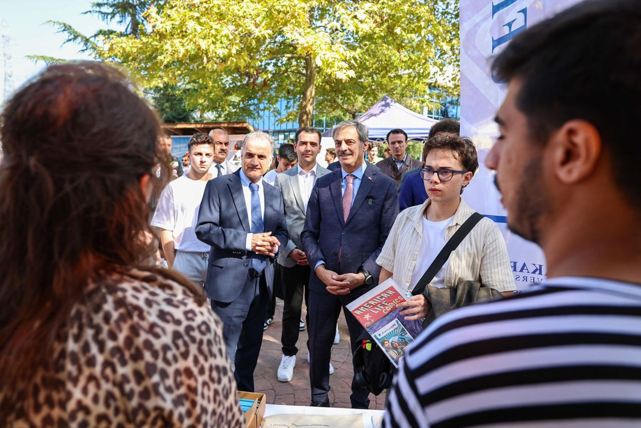 Başkan Alemdar üniversiteli gençlerle buluştu: İndirimli ulaşım tarifesi öğrencileri memnun etti - Sayfa 14