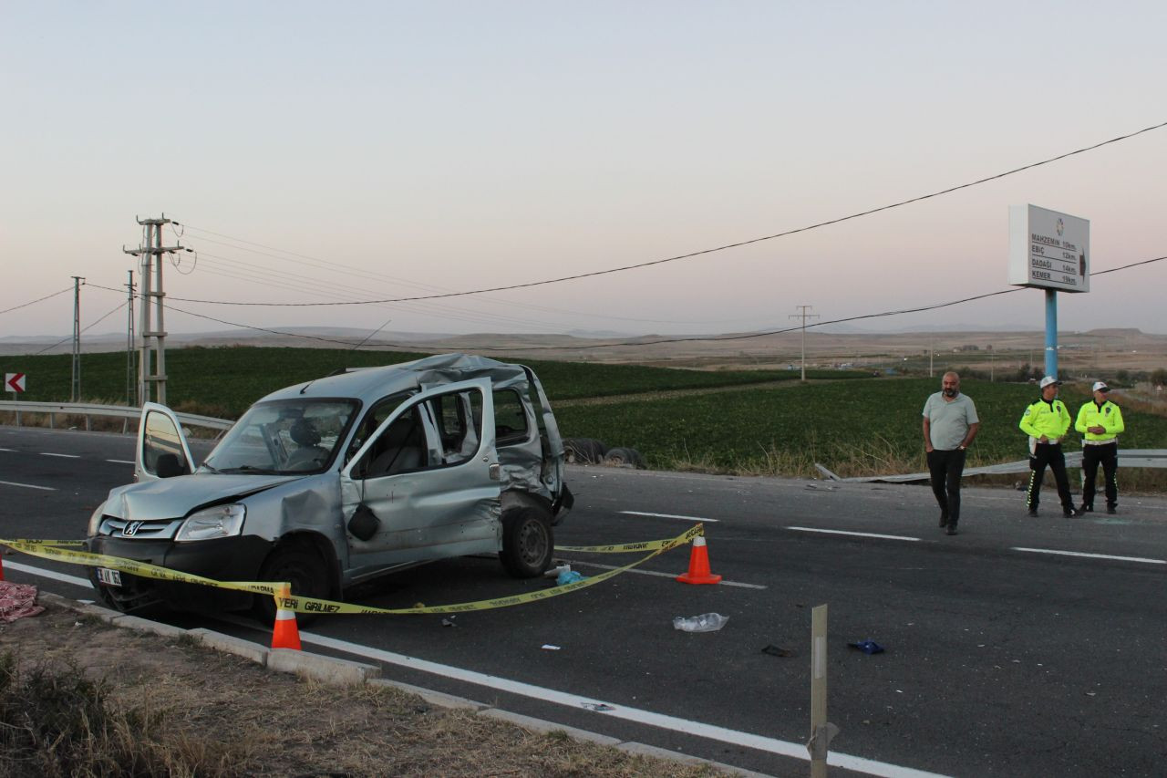 Kayseri'de Kamyonun Çarptığı Araçta 1 Öğretmen Hayatını Kaybetti - Sayfa 4