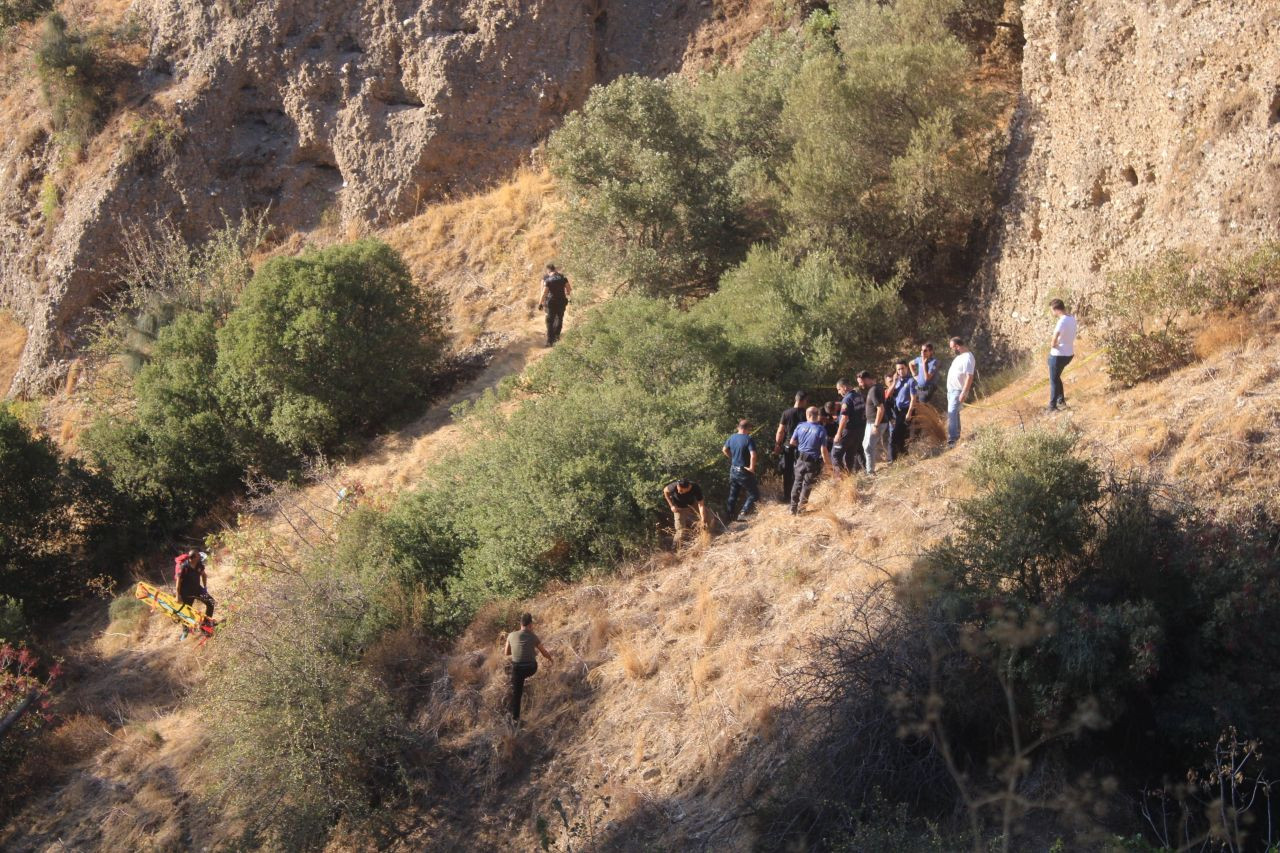 Aydın'da Uçurumdan Düşen Genç Kız Hayatını Kaybetti - Sayfa 1