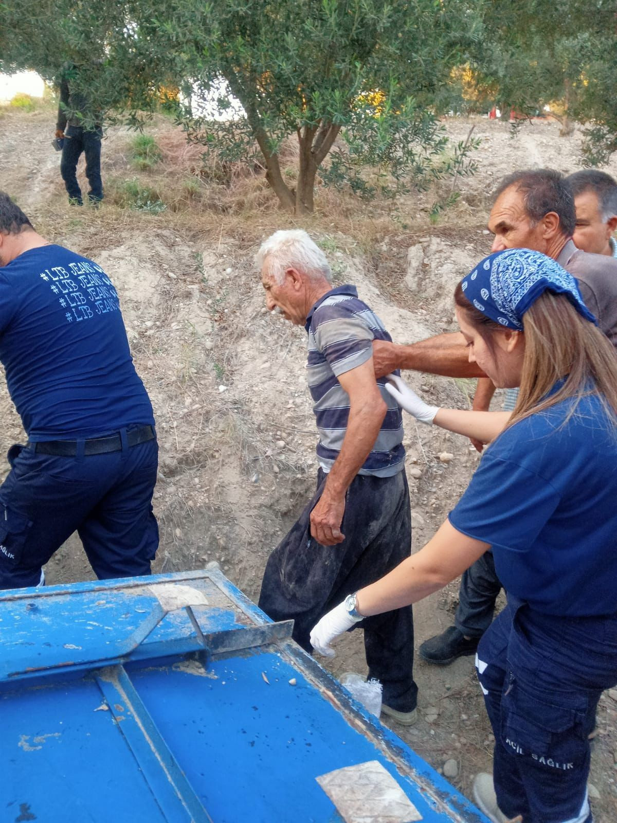 Osmaniye'de Devrilen Traktörün Altında Kalan Sürücü Kurtarıldı! - Sayfa 3