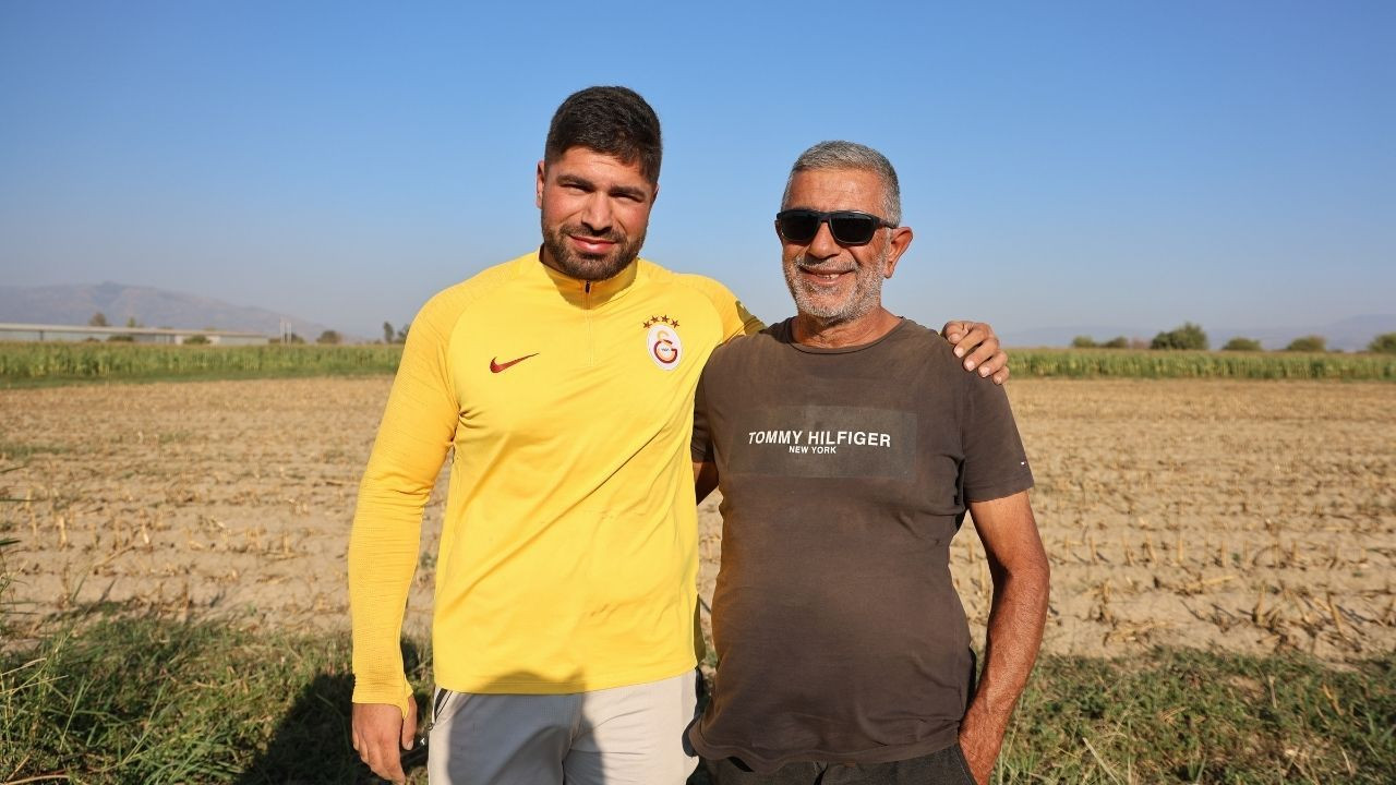 Tarlada çalışacak işçi bulamayınca her yıl onca yolu geliyor - Sayfa 6