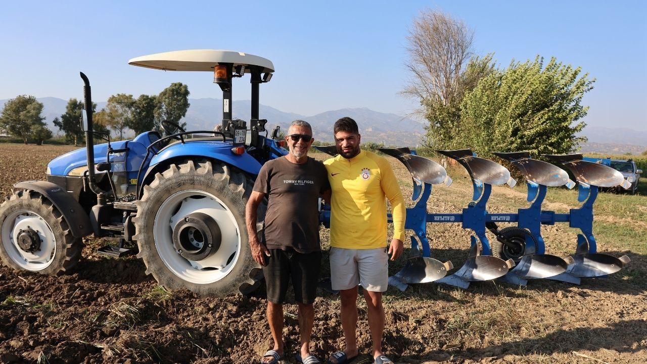 Tarlada çalışacak işçi bulamayınca her yıl onca yolu geliyor - Sayfa 2