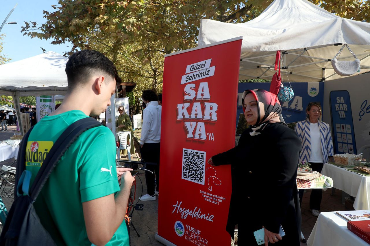 Sakarya’ya Yeni Gelen Öğrenciler Şehri Büyükşehir İle Tanıyor - Sayfa 3