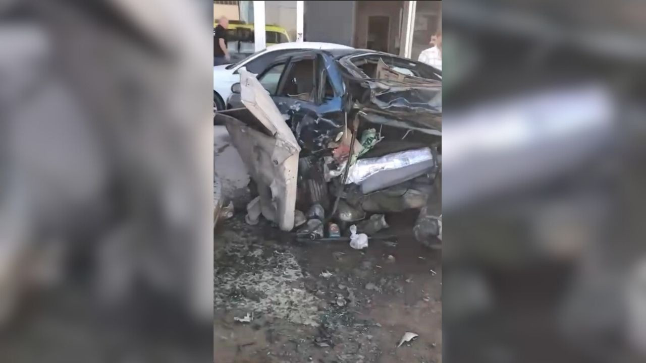 5 aracı ezdi, ağır yaralandı... O anlar kamerada