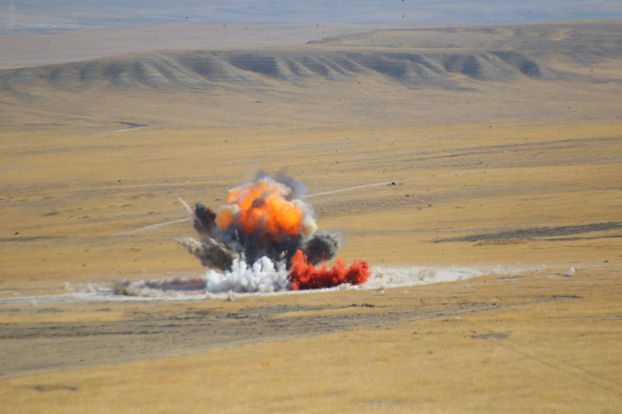 Türk Silahlı Kuvvetleri gövde gösterine çıktı: Hedefler tam isabetle vuruldu - Sayfa 1