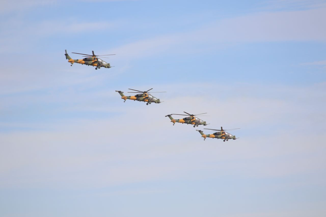 Türk Silahlı Kuvvetleri gövde gösterine çıktı: Hedefler tam isabetle vuruldu - Sayfa 4