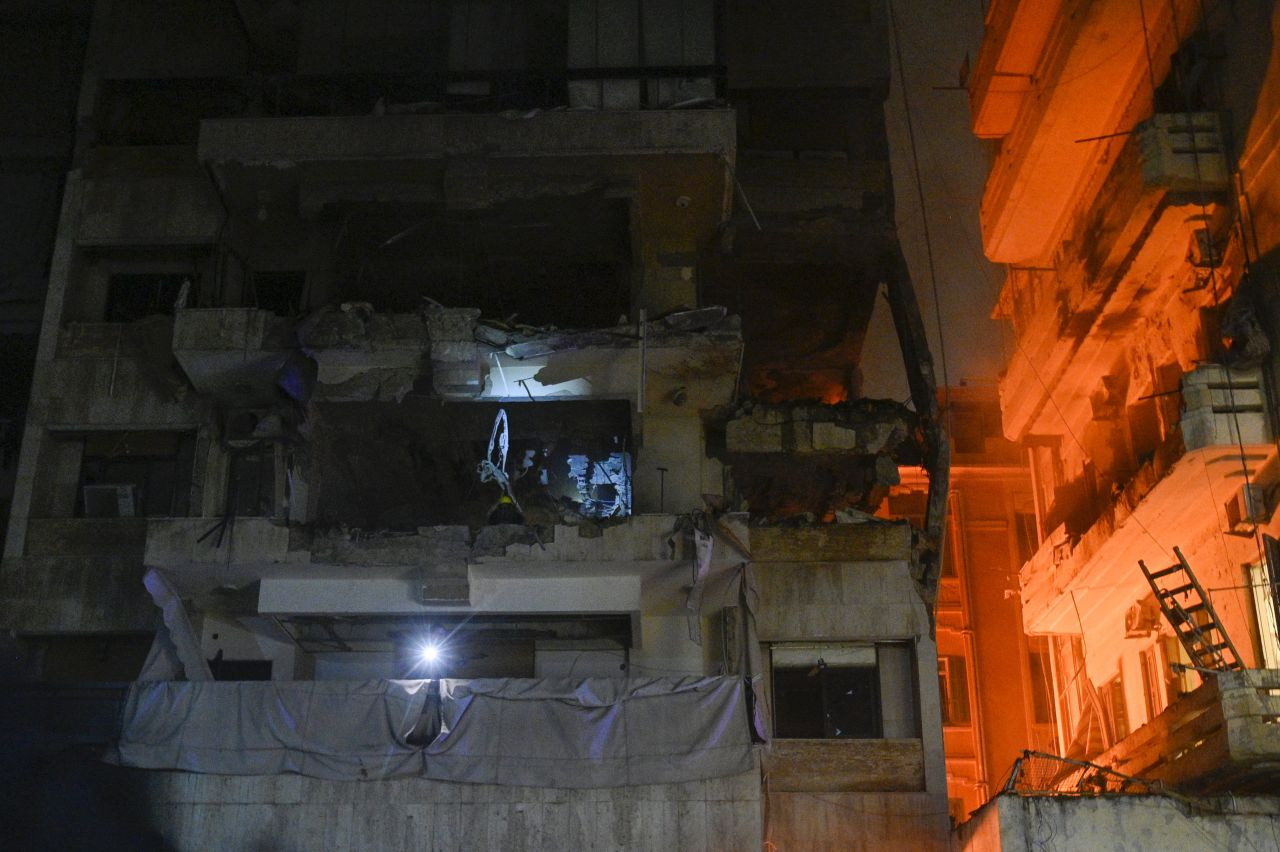 İsrail'in Beyrut Saldırısında Can Kaybı 18'e Yükseldi - Sayfa 4