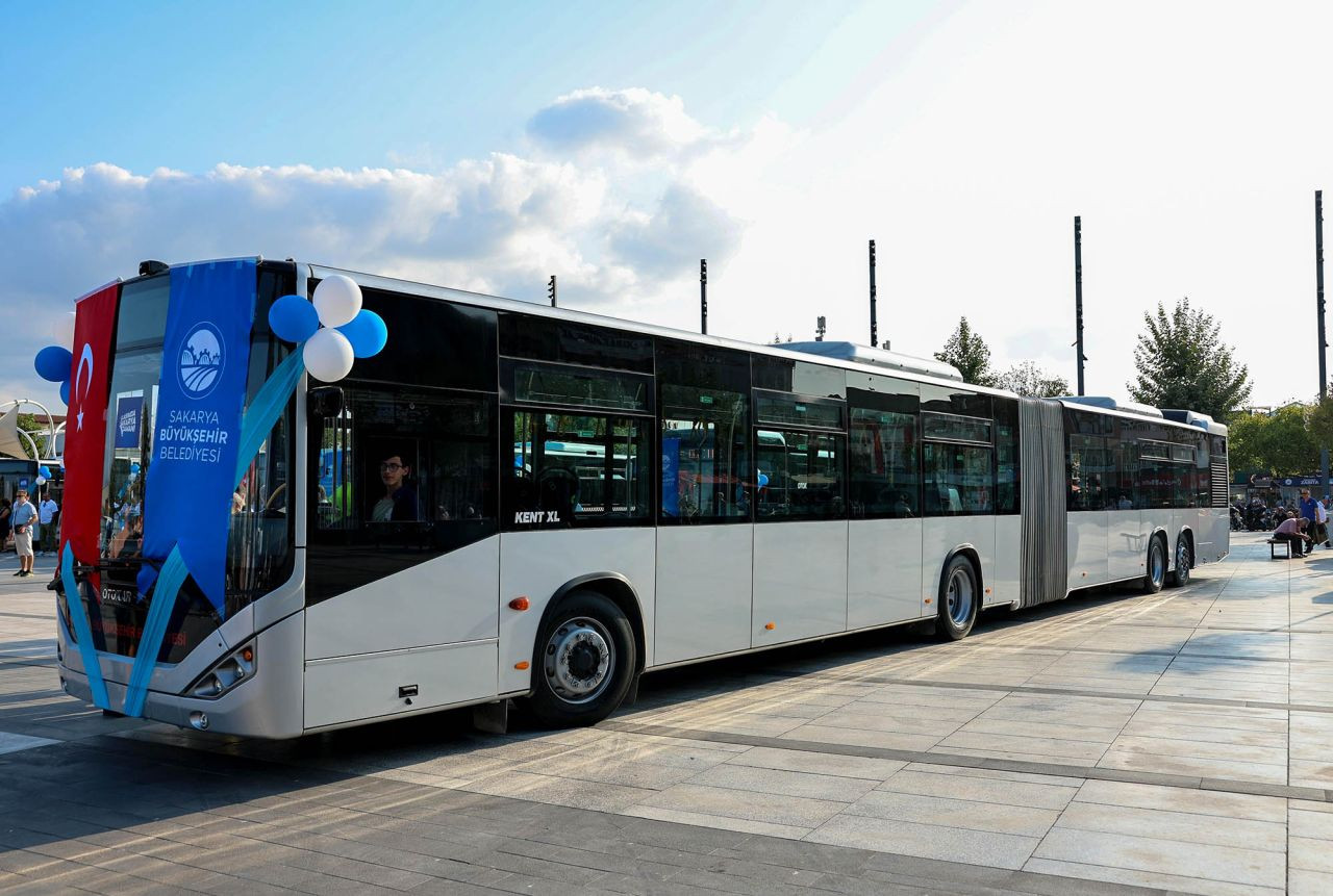 Sakarya'ya 100 Milyonluk Metrobüs Yatırımı: 5 Yeni Araç Yolda - Sayfa 4