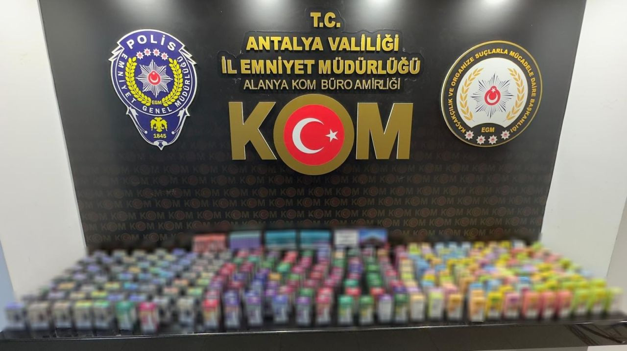 Antalya’da kaçak sigara operasyonu - Sayfa 3