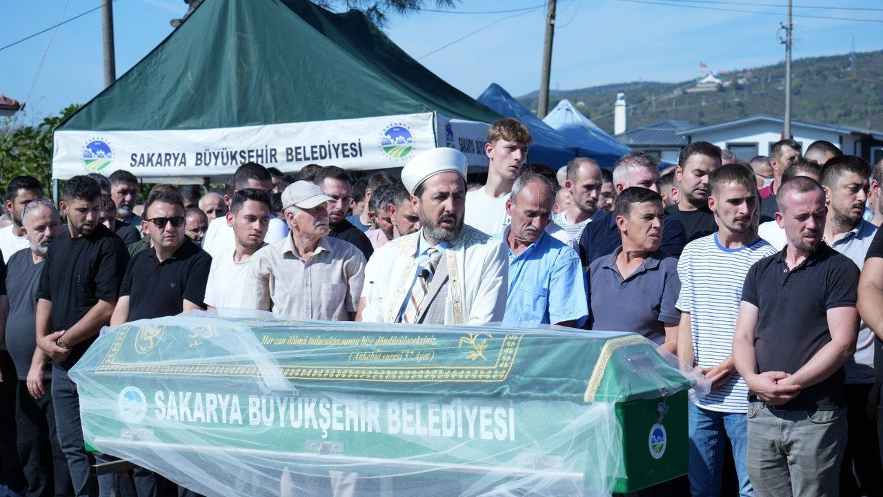 Patlamada hayatını kaybetmişti: Gelinlik yerine kefen giydi! - Sayfa 13