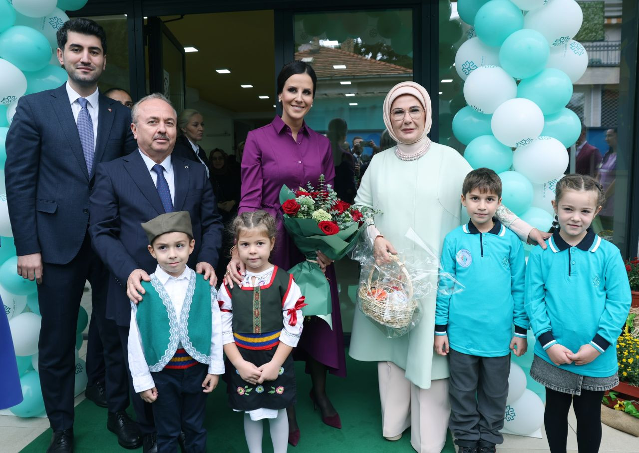 Emine Erdoğan, Belgrad'daki Türkiye Maarif Vakfı anaokulu öğrencileriyle bir araya geldi - Sayfa 2