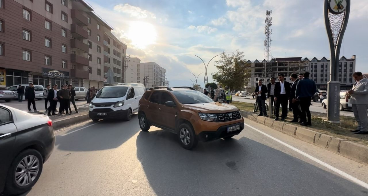 Yüksekova'da Korkunç Kaza! 12 Yaşındaki Kız Araba Çarpmasıyla Yaralandı - Sayfa 5