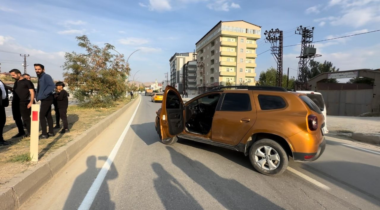 Yüksekova'da Korkunç Kaza! 12 Yaşındaki Kız Araba Çarpmasıyla Yaralandı - Sayfa 2