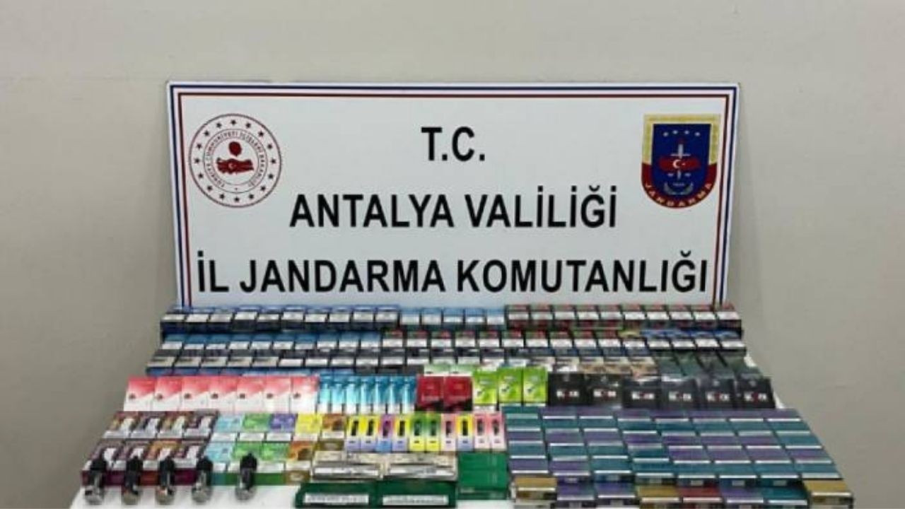 Antalya’da kaçak sigara operasyonu