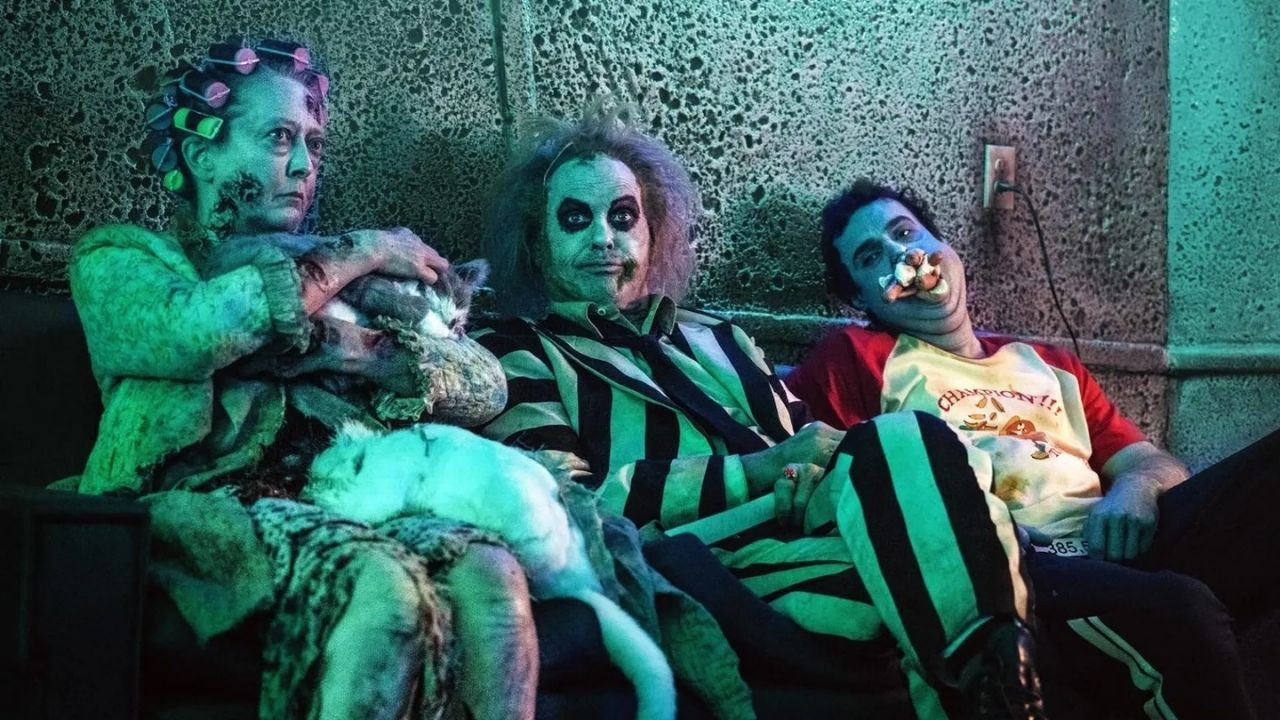 Beetlejuice 2, Harry Potter Filmini Geçerek Gişede Büyük Başarı Elde Etti - Sayfa 8