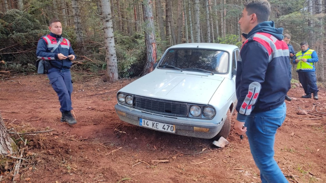 Kayıp ihbarı yapılan çiftin otomobili ormanlık alanda bulundu!