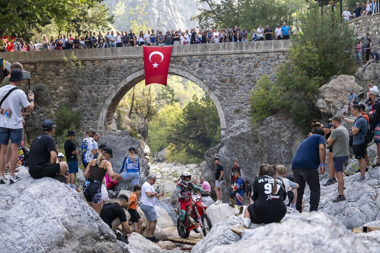 Sea To Sky Yarışını Zirvede Tamamlayan Manuel Lettenbichler Oldu - Sayfa 1