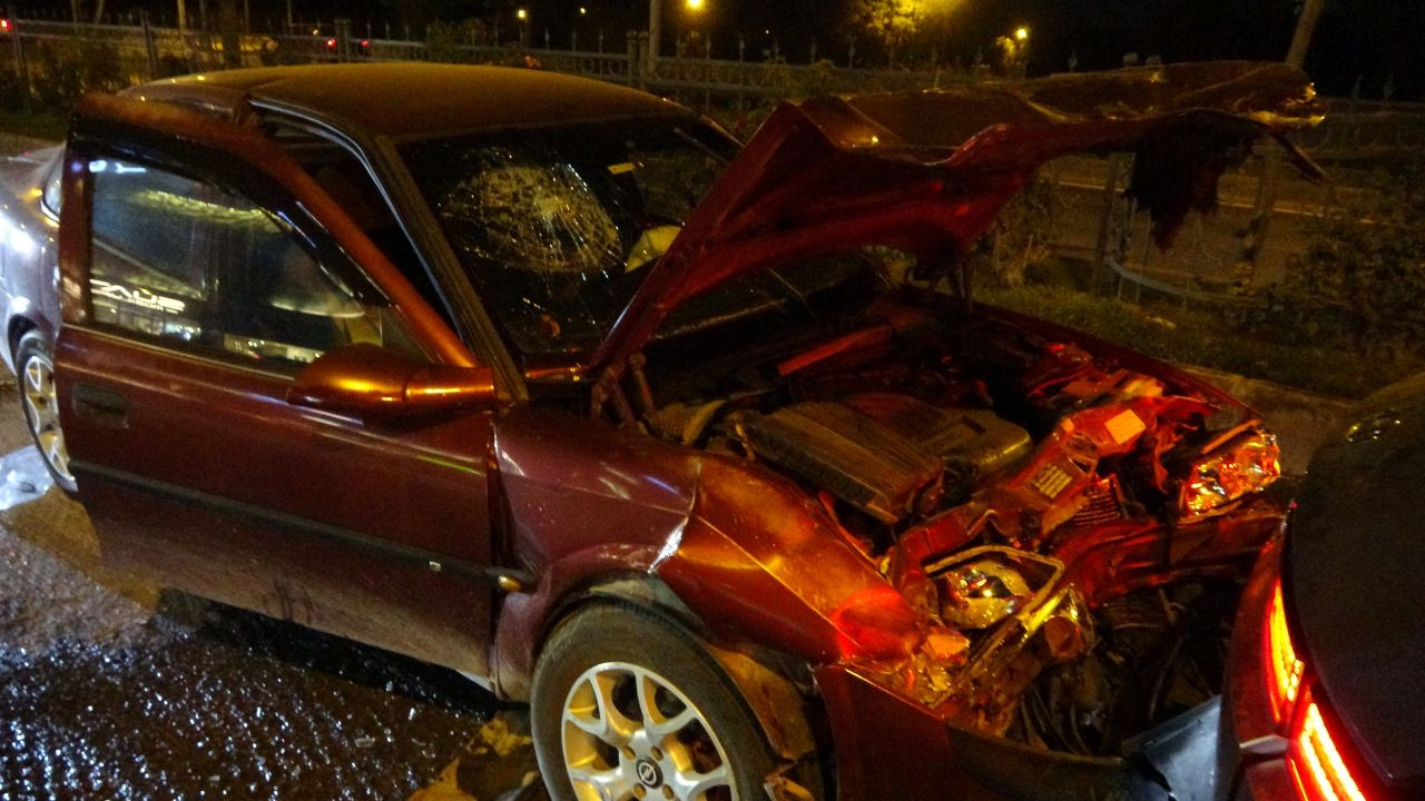 Rektör Akpolat'ın Karıştığı Trafik Kazasında 2 Yaralı - Sayfa 4