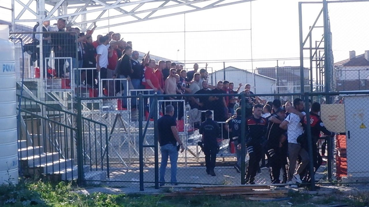 Edirne'de Futbol Maçında Polise Yumruklu Saldırı: 1 Polis Yaralandı - Sayfa 3