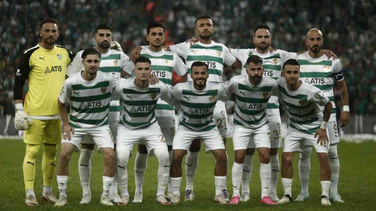 Bursaspor unvanını koruyor