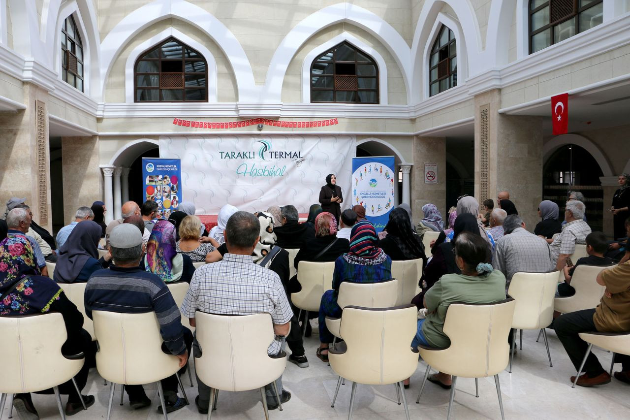 Büyükşehir Belediyesi' nden “Pozitif Yaşlanma” semineri - Sayfa 6