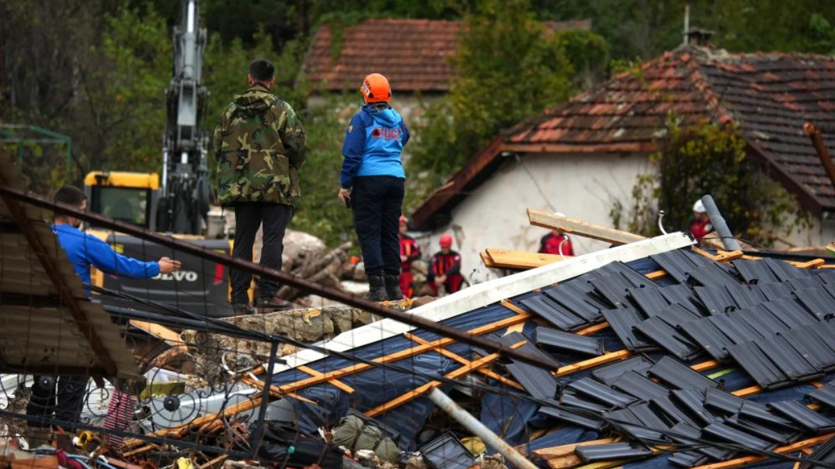 Bosna Hersek'te Sel Felaketi: Ölü Sayısı 26'ya Yükseldi - Sayfa 1