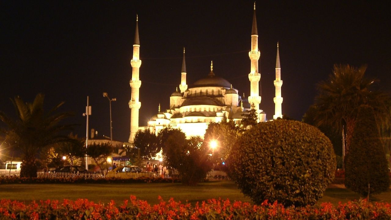 Osmanlı'nın gözbebeği: Sultan Ahmet Cami - Sayfa 2