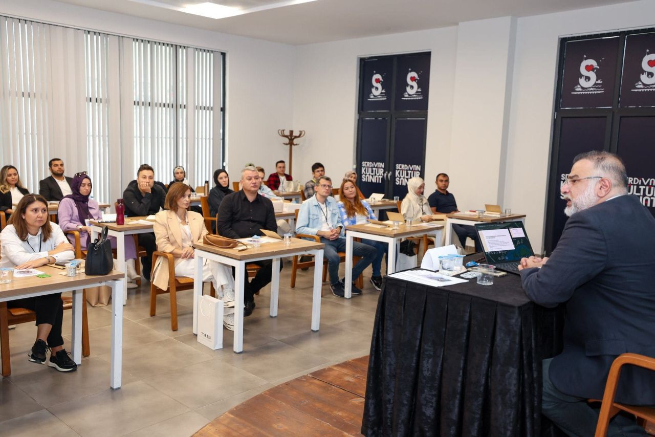 Serdivan’da Aile Gelişim Programı: “Modern Çağda Ebeveyn Olmak” Eğitimi - Sayfa 3