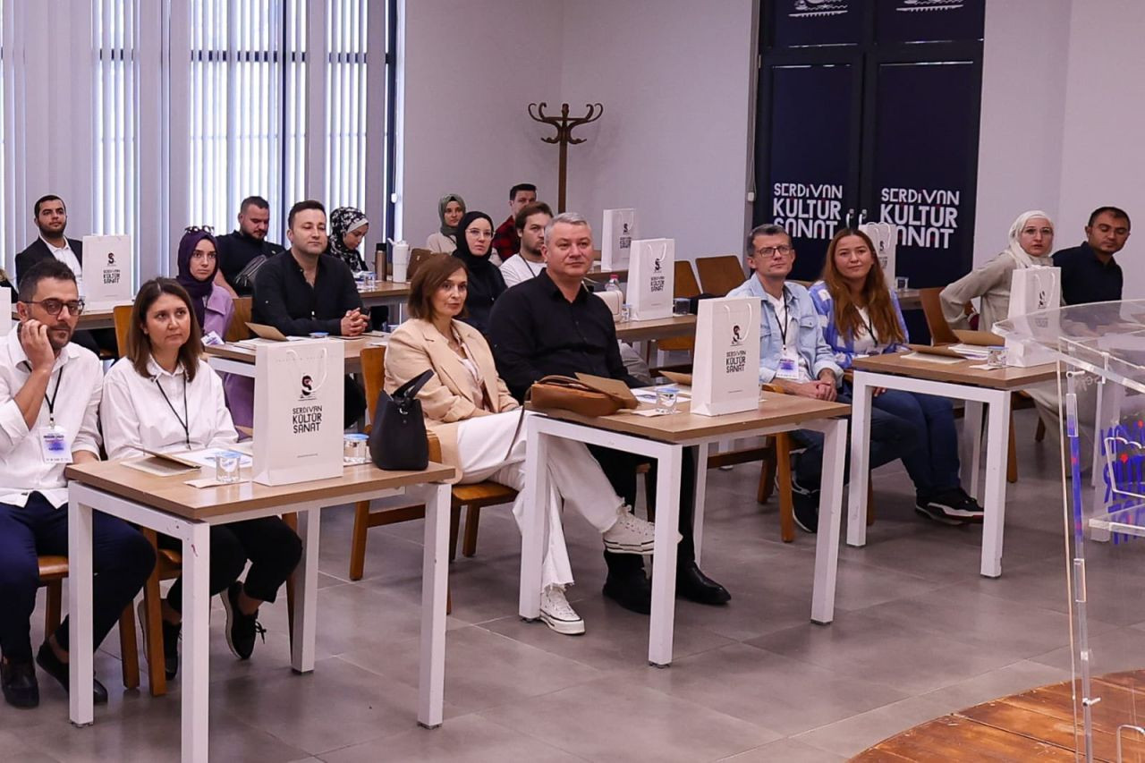 Serdivan’da Aile Gelişim Programı: “Modern Çağda Ebeveyn Olmak” Eğitimi - Sayfa 1