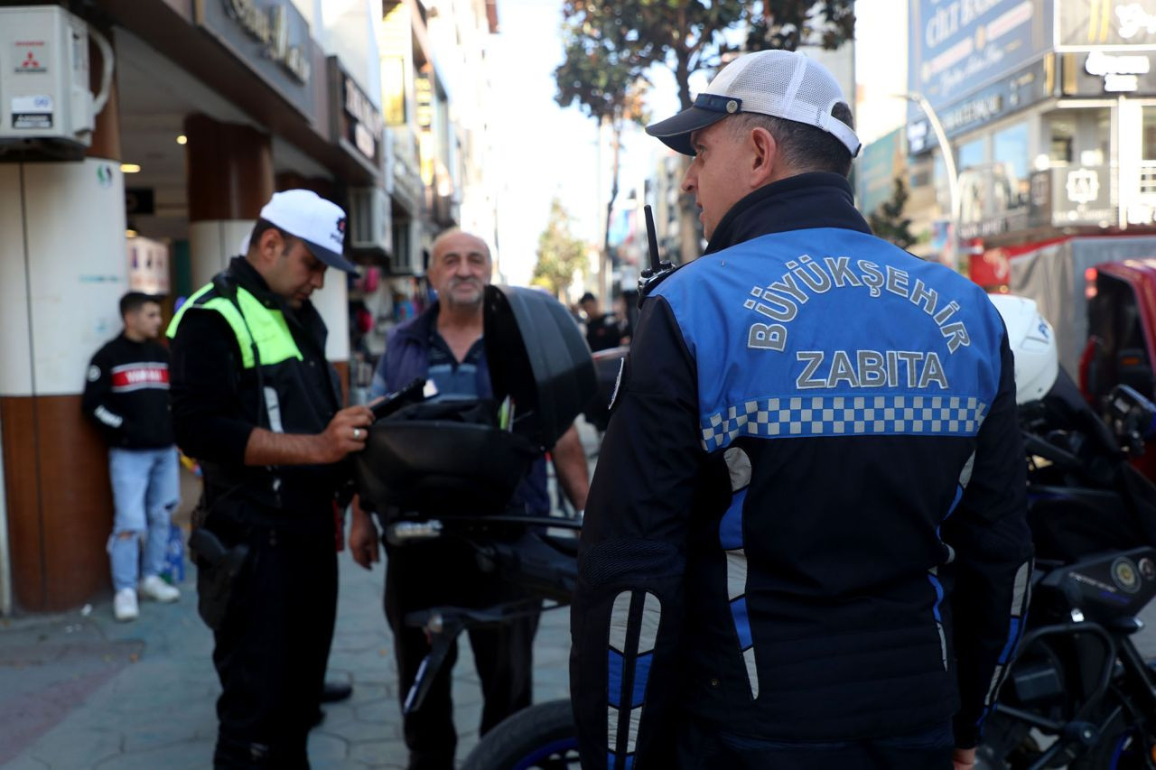 Çark Caddesi'nde huzur ve güvenlik çalışması - Sayfa 4