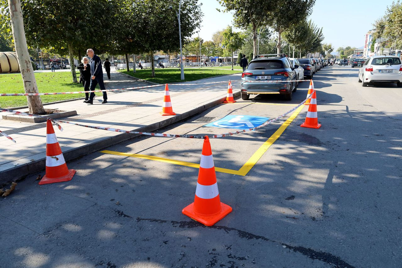 Sakarya’da engelsiz kalplerin yanında: Hayatlarını kolaylaştırmaya yönelik 17 yeni park yeri - Sayfa 6