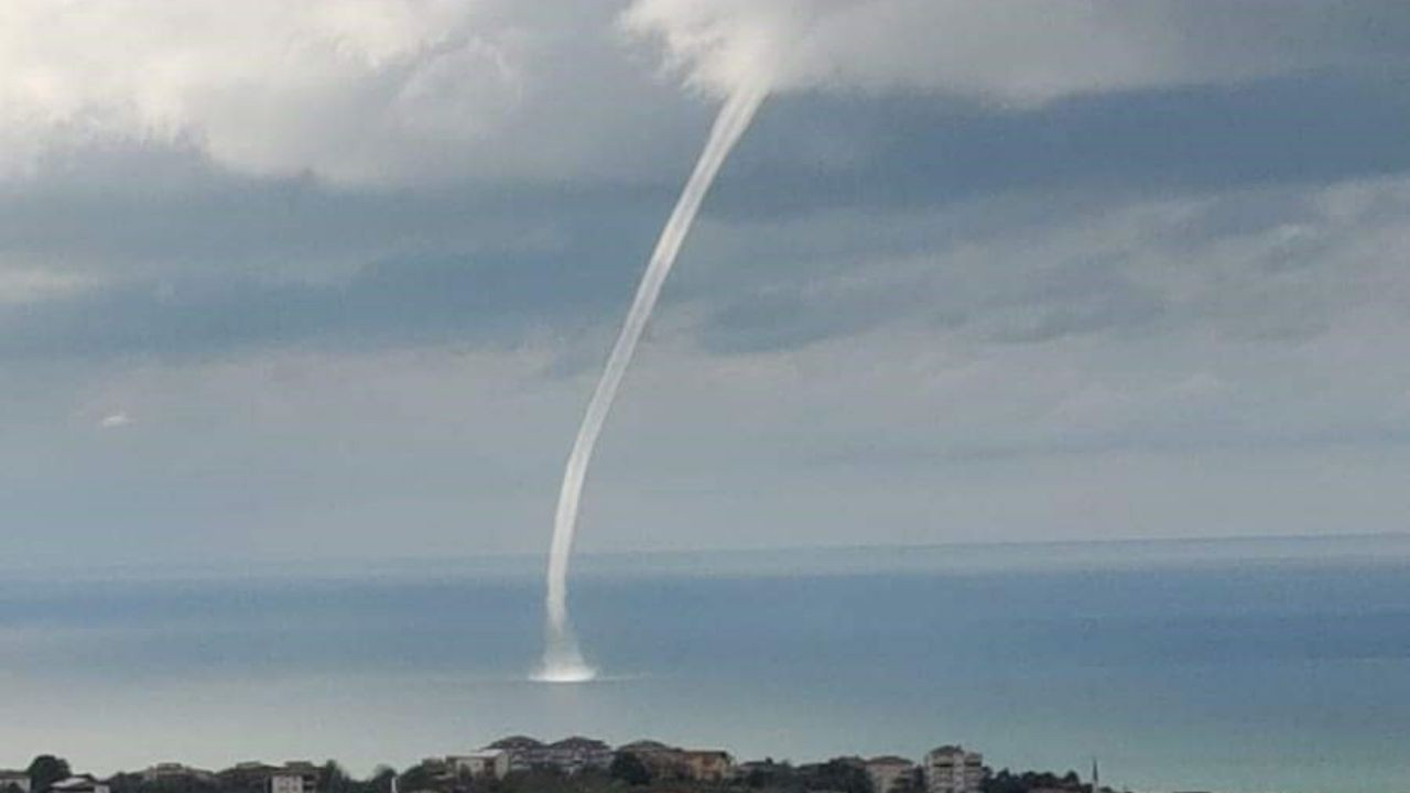 Zonguldak'ta denizde devasa hortum