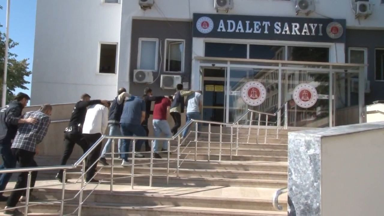 Komşuda kaçakçılık operasyonu! 12 şüpheli tutuklandı - Sayfa 2