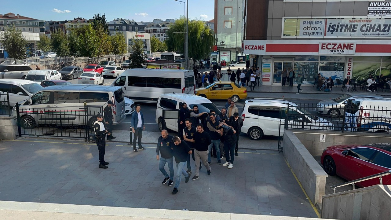 Restoran Sahibine Bıçak Çeken Şüpheli Tutuklandı