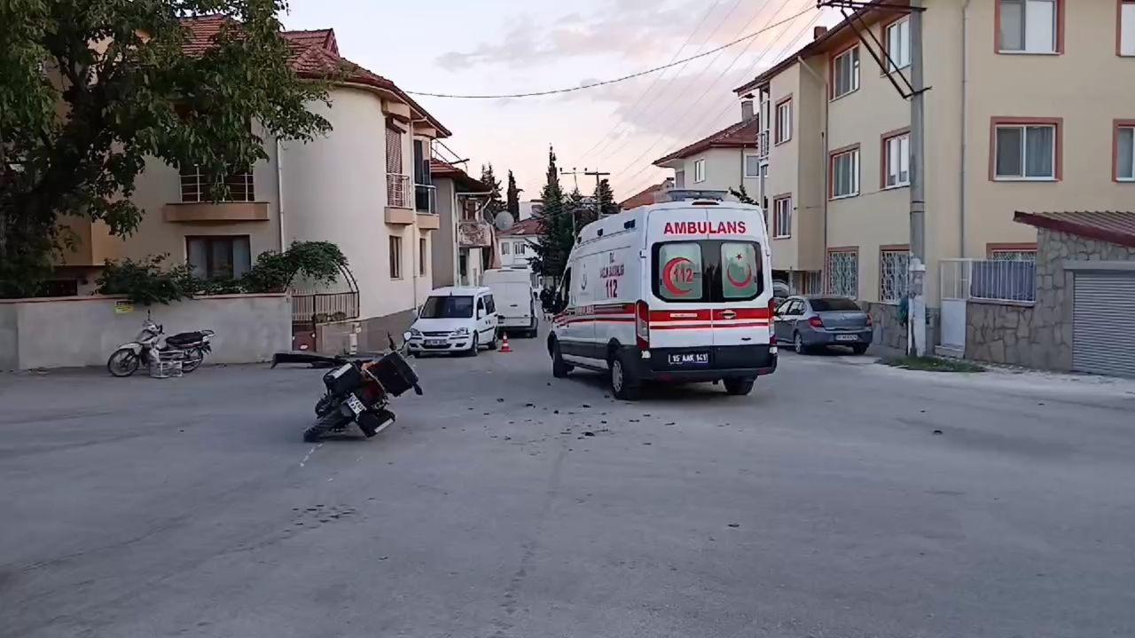 Gölhisar'da Otomobil ile Motosiklet Çarpıştı: 1 Yaralı - Sayfa 2