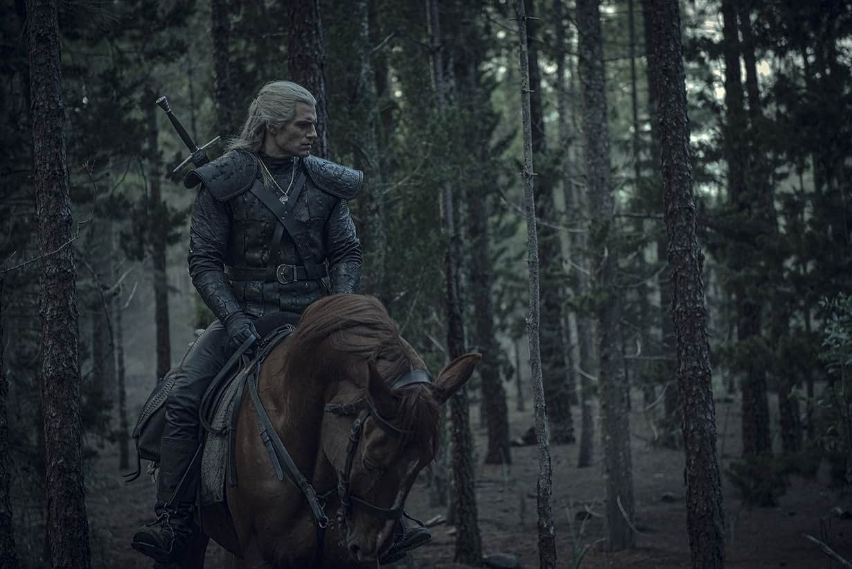 Liam Hemsworth, The Witcher’da Henry Cavill'in Yerini Alabilir mi? - Sayfa 8