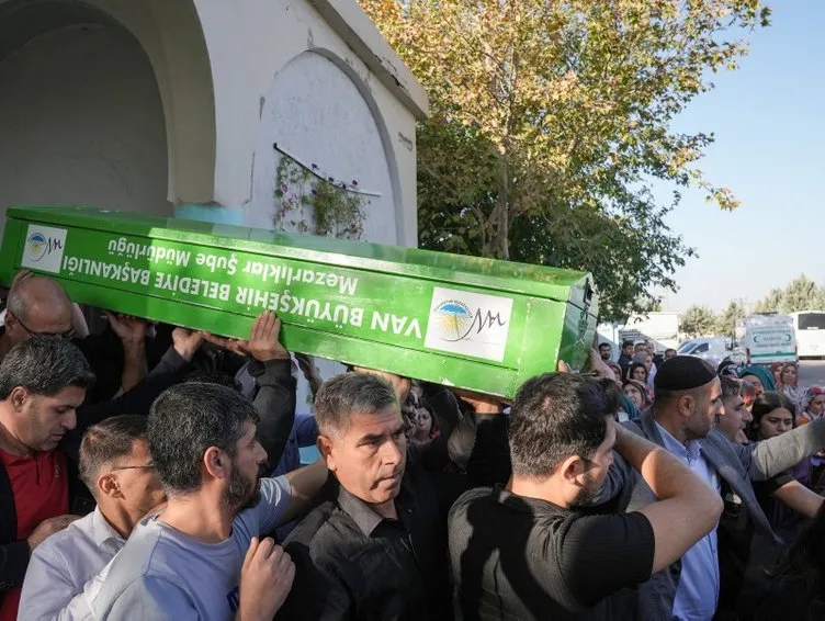 Rojin Kabaiş'in İnternetteki Aramaları Dikkat Çekti! Son Okuduğu Kitap... - Sayfa 3