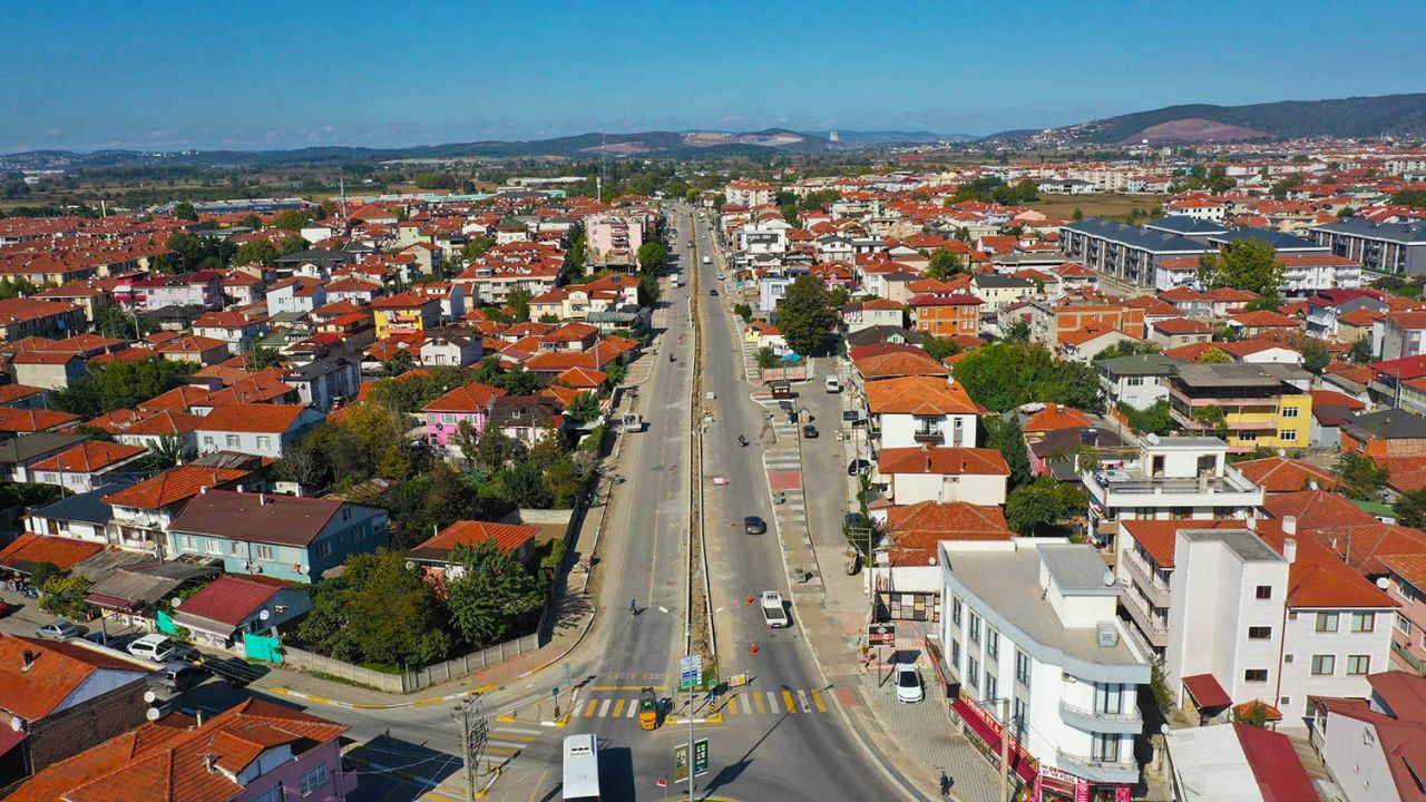 Ahmet Yesevi Caddesi'nde Dönüşüm Başladı: Prestij Cadde Uygulaması - Sayfa 1