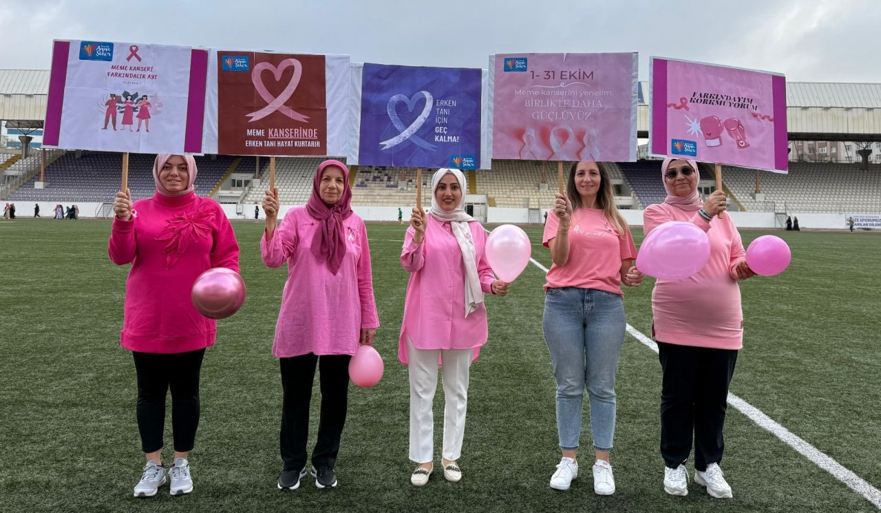 Kocaeli'de keme kanseri farkındalığına pembe yürüyüş - Sayfa 5