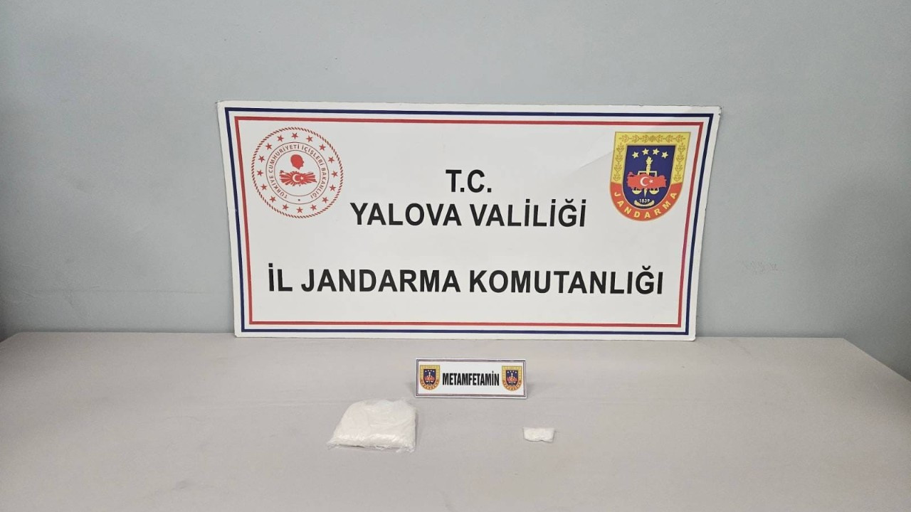 Yalova’da Jandarma Uyuşturucu Operasyonunda 2 Şüpheli Gözaltına Alındı