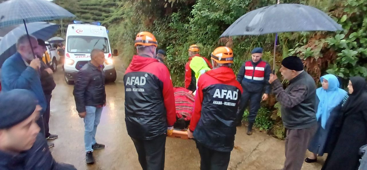 Uçuruma Yuvarlanan Araç Asılı Kaldı, Sürücü Kurtarıldı - Sayfa 2