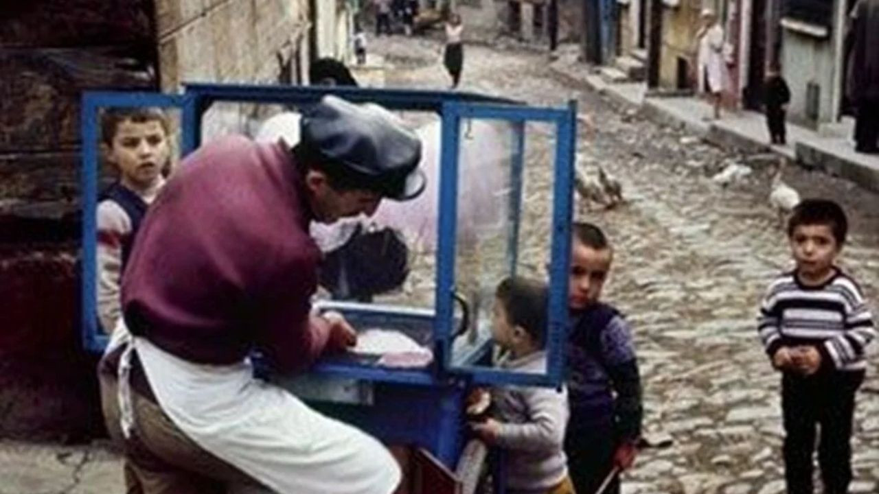 Ara Güler vefatının 6. yıl dönümünde Beyoğlu’nda anıldı - Sayfa 6