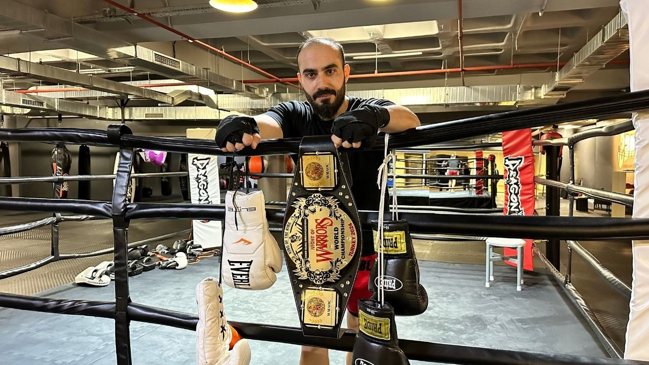 Barış Üçlü, Uluslararası Kick Boks turnuvasında şampiyon oldu