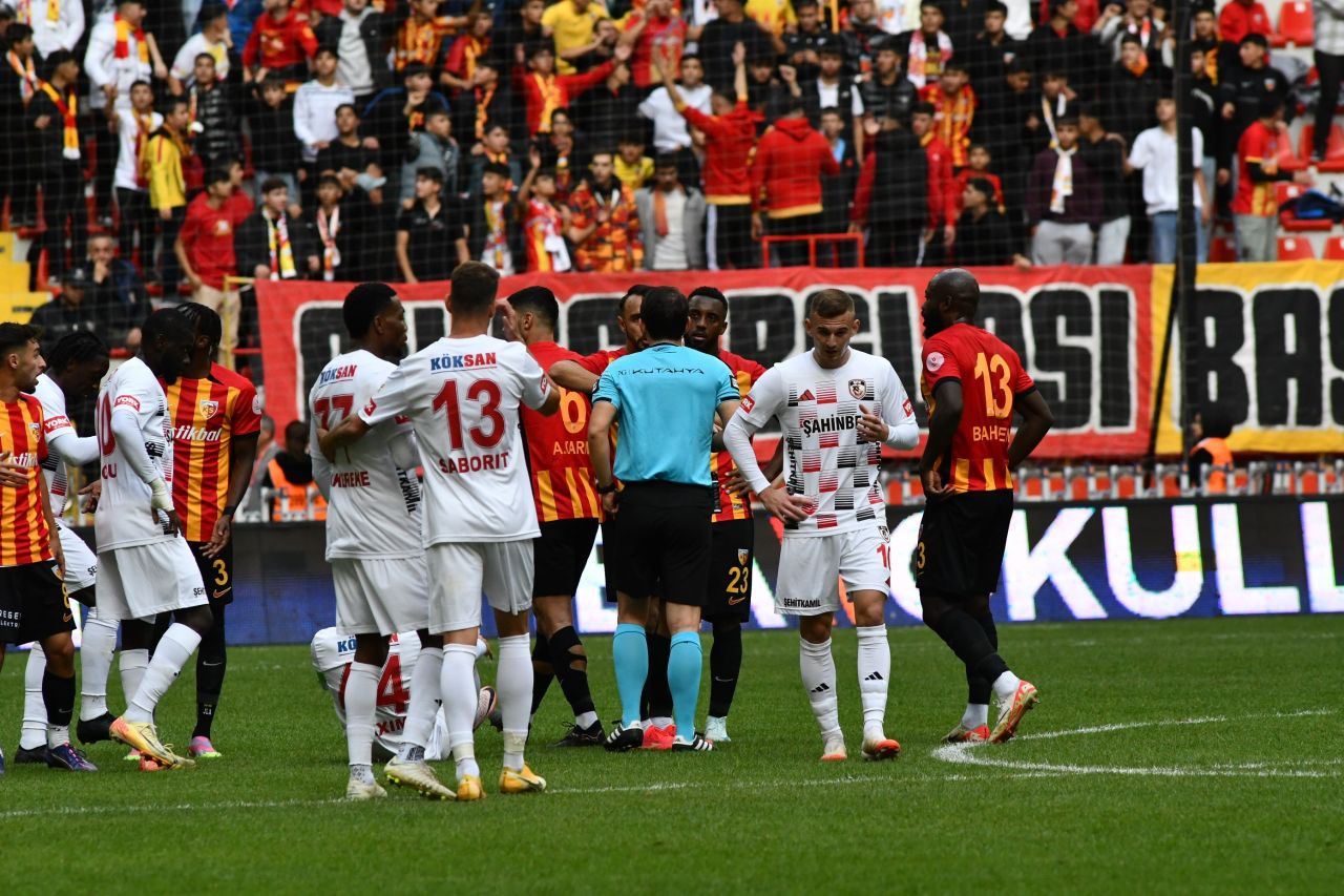 Trendyol Süper Lig: Kayserispor: 1 - Gaziantep FK: 2 (İlk yarı) - Sayfa 10