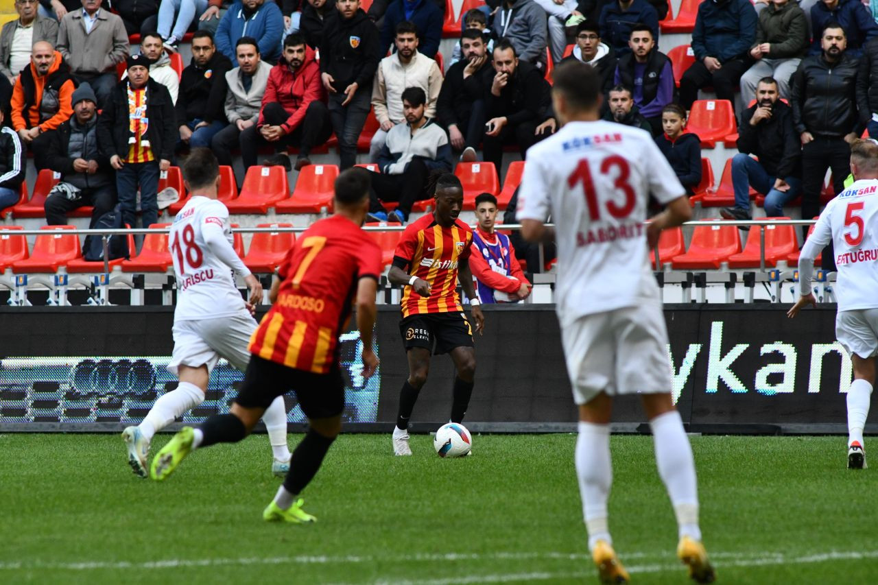 Trendyol Süper Lig: Kayserispor: 1 - Gaziantep FK: 2 (İlk yarı) - Sayfa 8