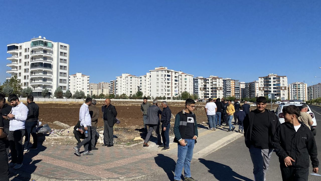 Diyarbakır’da tapusuz tarla yüzünde silahlı kavga: 4 yaralı - Sayfa 2