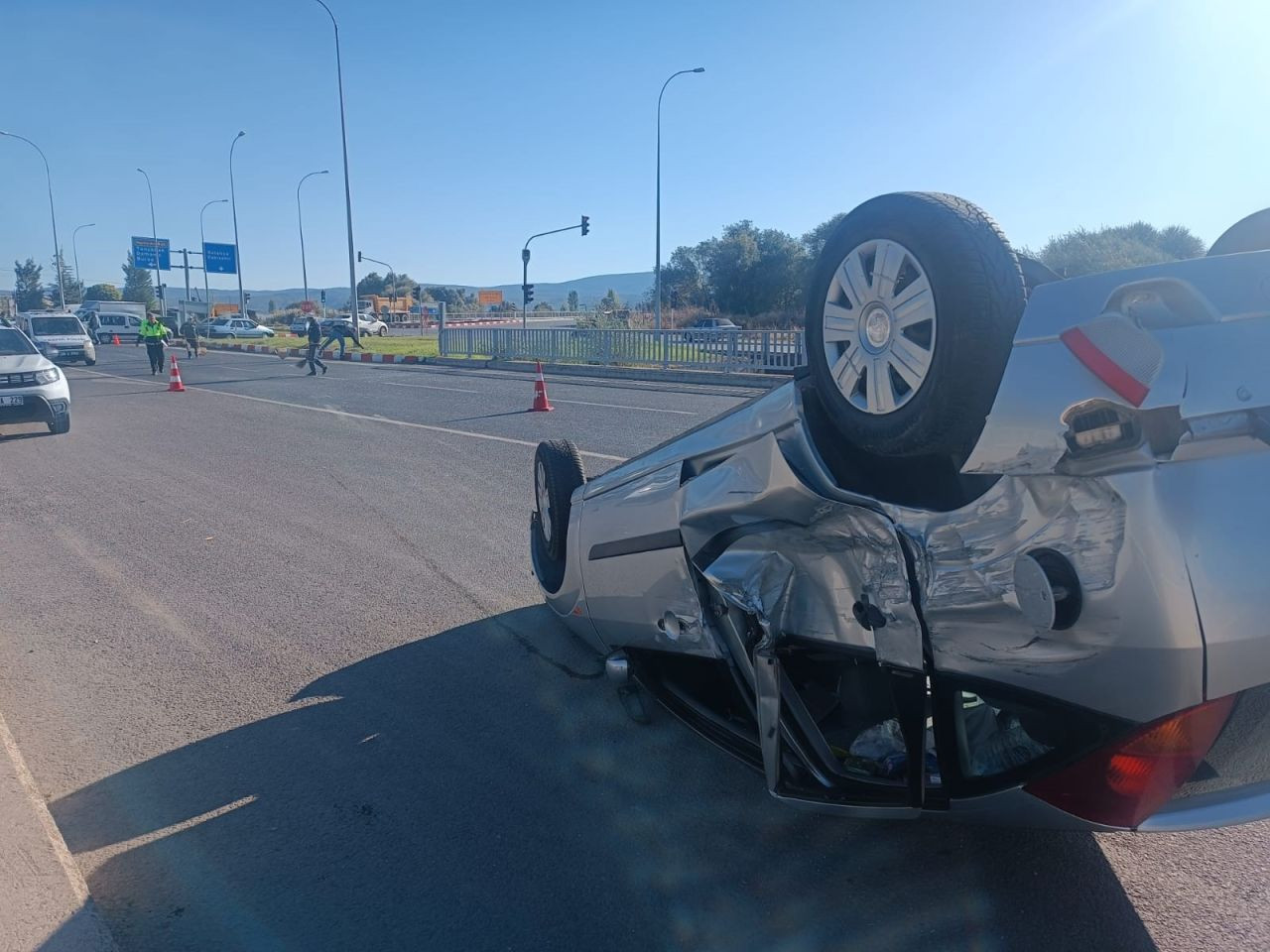 Kütahya'da Trafik Kazası: Otomobil ile Kamyonet Çarpıştı, 2 Yaralı - Sayfa 1