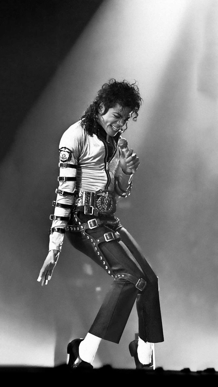 Michael Jackson Ölümünden Sonra 2,7 Milyar Dolar Kazandı - Sayfa 8