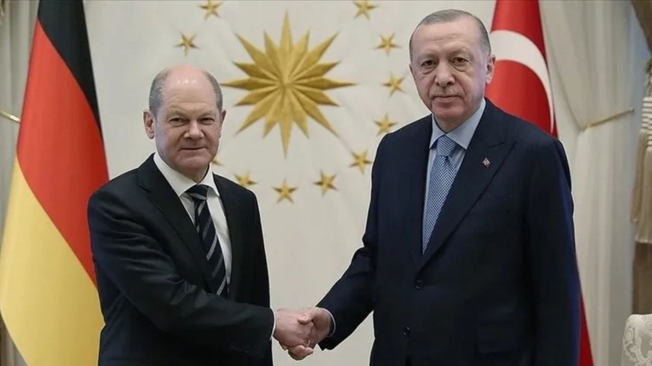 Başkan Erdoğan ile Almanya Başbakanı Olaf Scholz'un toplantısı, Alman basınına damga vurdu! - Sayfa 1